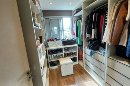 Apartamento à venda com 3 quartos, sendo 1 suíte,  em Jardim Luísa, São Paulo, SP