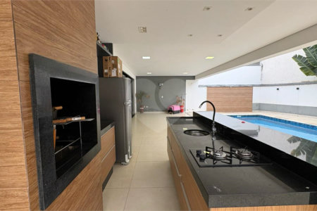 Casa à venda com 3 suítes no condomínio Residencial Villa do Bosque, Sorocaba - SP