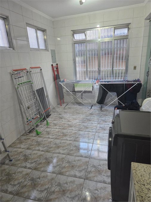 Sobrado à venda com 4 quartos, sendo 1 suíte, em Vila Graciosa, São Paulo, SP