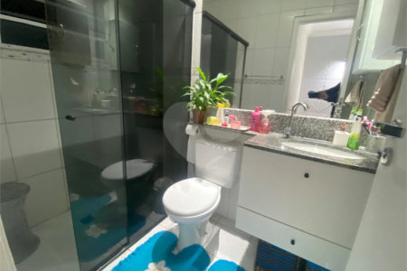 Casa à venda com 3 quartos, sendo 1 suíte, no condomínio Village Millano, Mogi das Cruzes - SP
