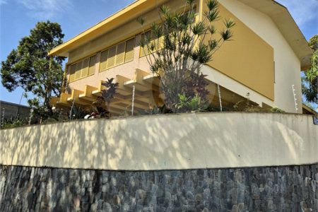 Casa à venda com 4 quartos, sendo 1 suíte, no Centro, Mogi das Cruzes, SP