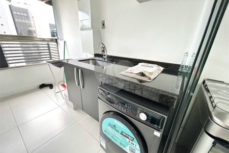 Apartamento à venda ou para alugar com 2 quartos, sendo 1 suíte, em Brooklin, São Paulo, SP