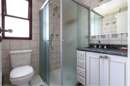 Apartamento à venda com 3 quartos, sendo 1 suíte, em Vila Hamburguesa, São Paulo, SP