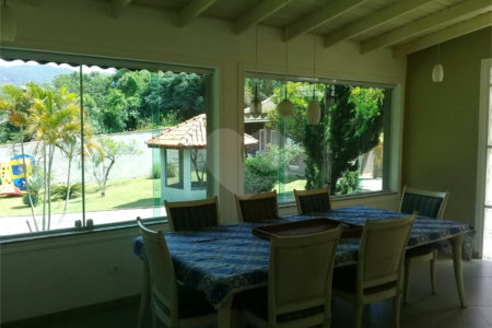 Casa à venda com 4 suítes em Jardim Residencial Santa Luiza, Atibaia, SP