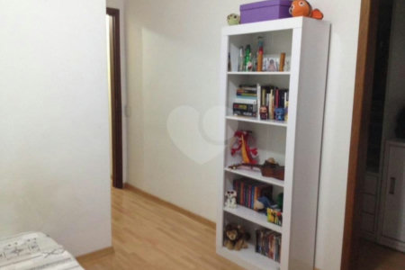 Sobrado à venda com 4 quartos, sendo 2 suítes,  em Jardim São Paulo(zona Norte), São Paulo, SP
