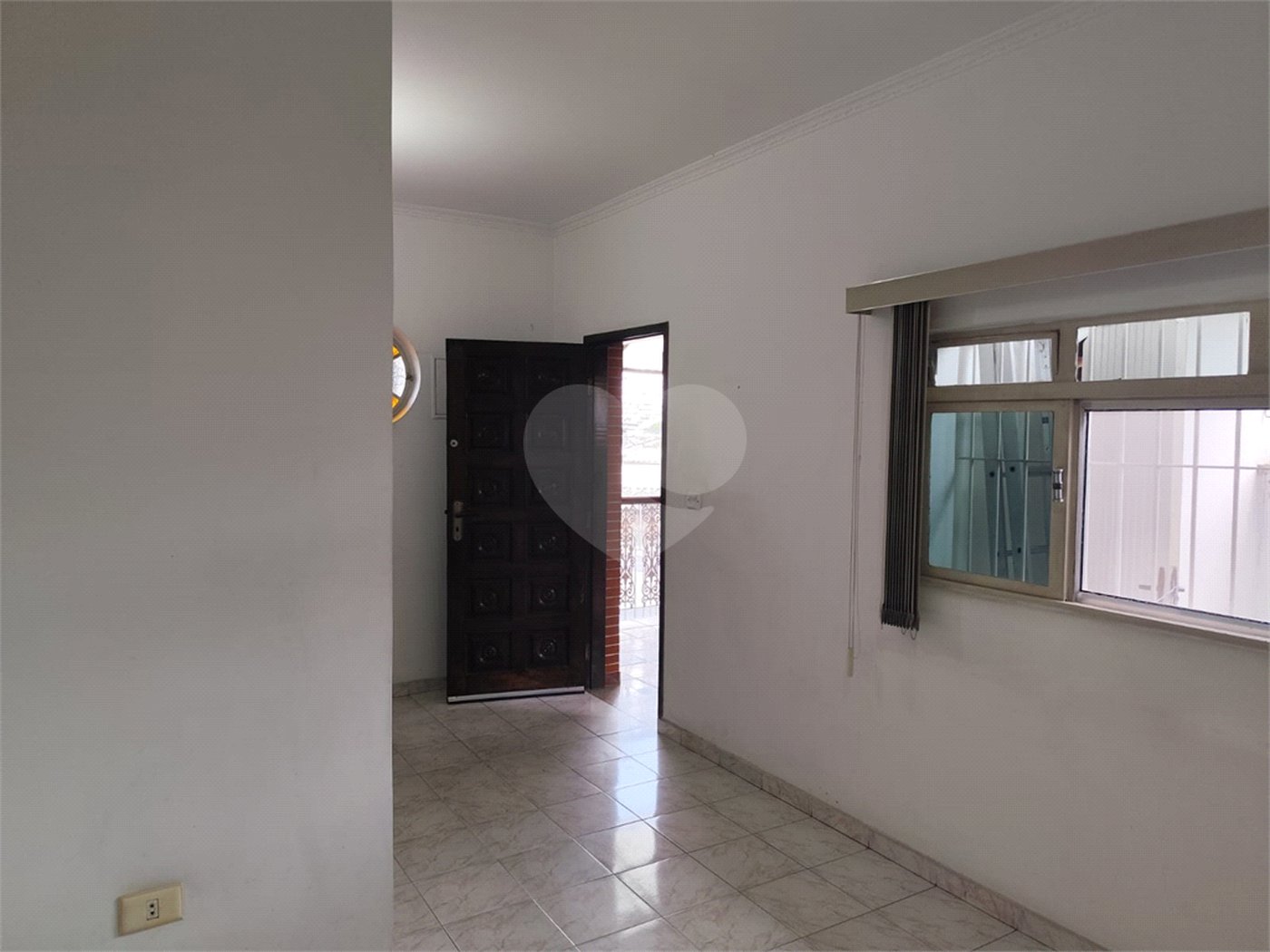 Sobrado à venda com 2 quartos em Vila Nivi, São Paulo, SP