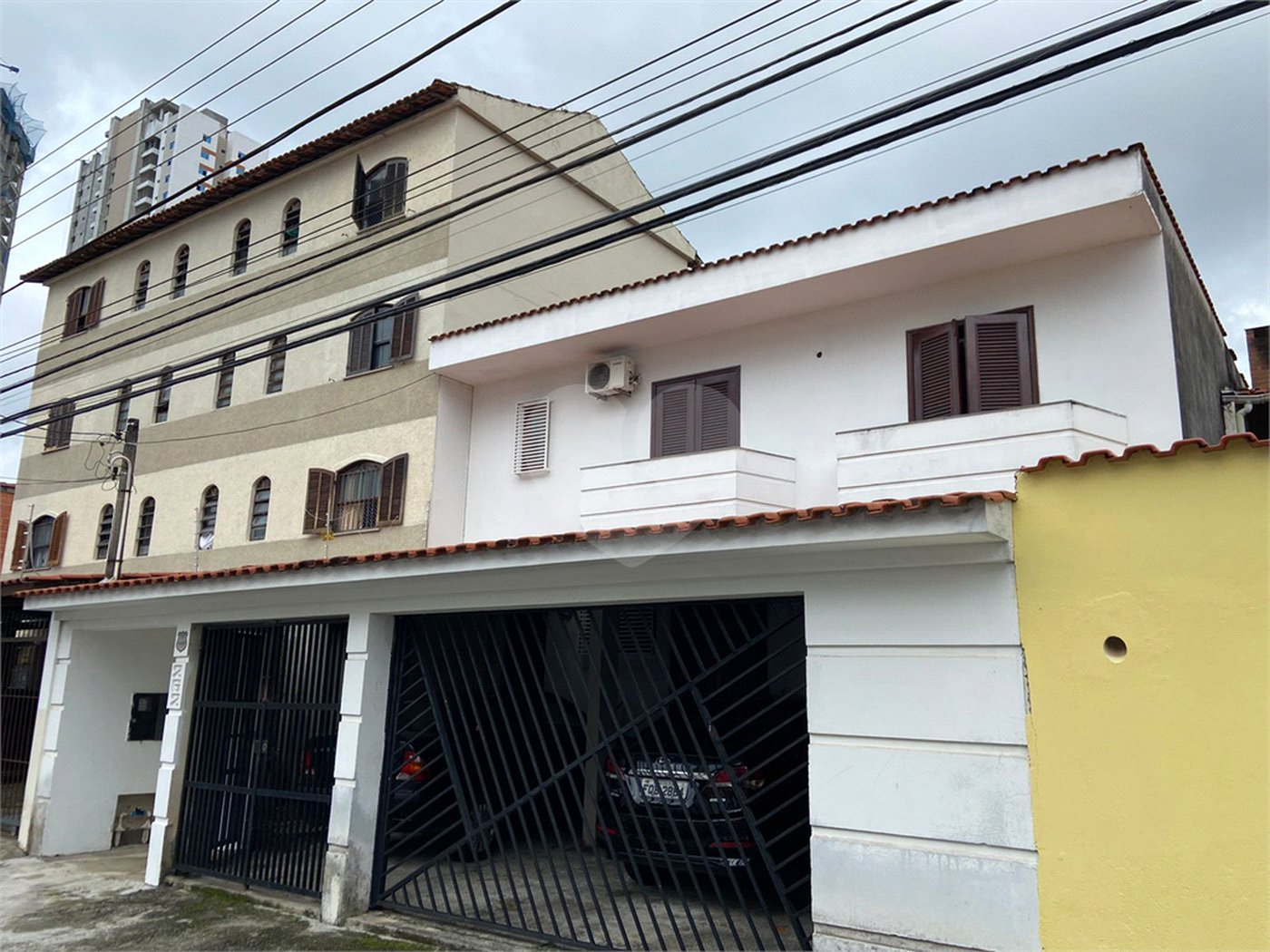 Casa à venda com 4 quartos, sendo 2 suítes, em Vila Mogilar, Mogi das Cruzes, SP