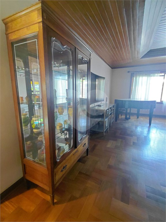 Casa à venda com 4 suítes no condomínio Ville Bourghese, São Paulo - SP
