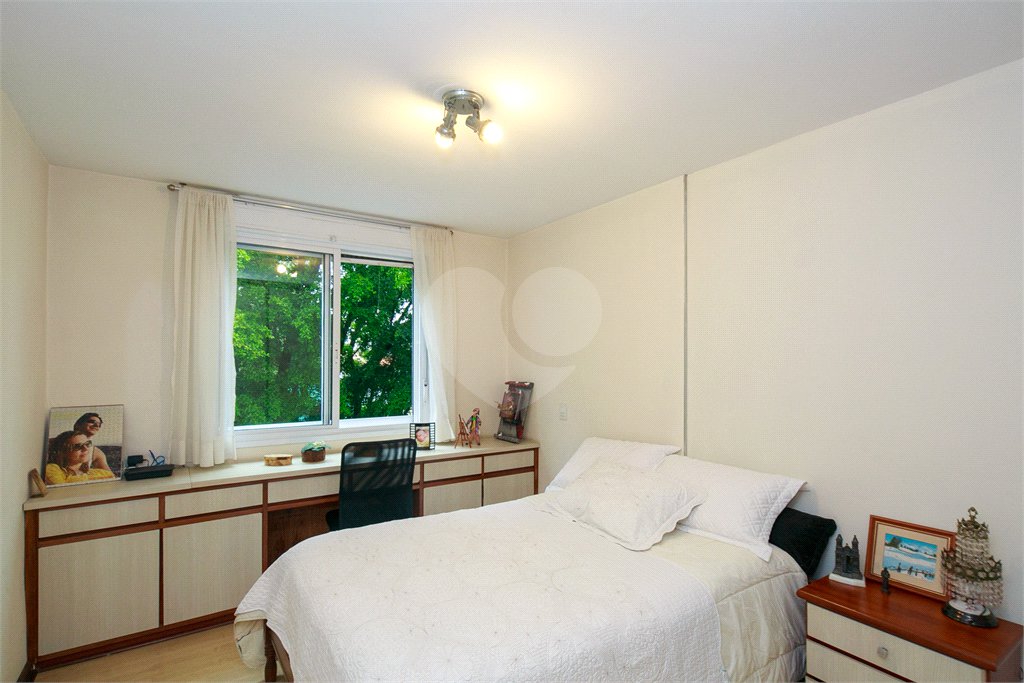 Apartamento à venda com 4 quartos, sendo 1 suíte, em Chácara Santo Antônio (zona Sul), São Paulo, SP