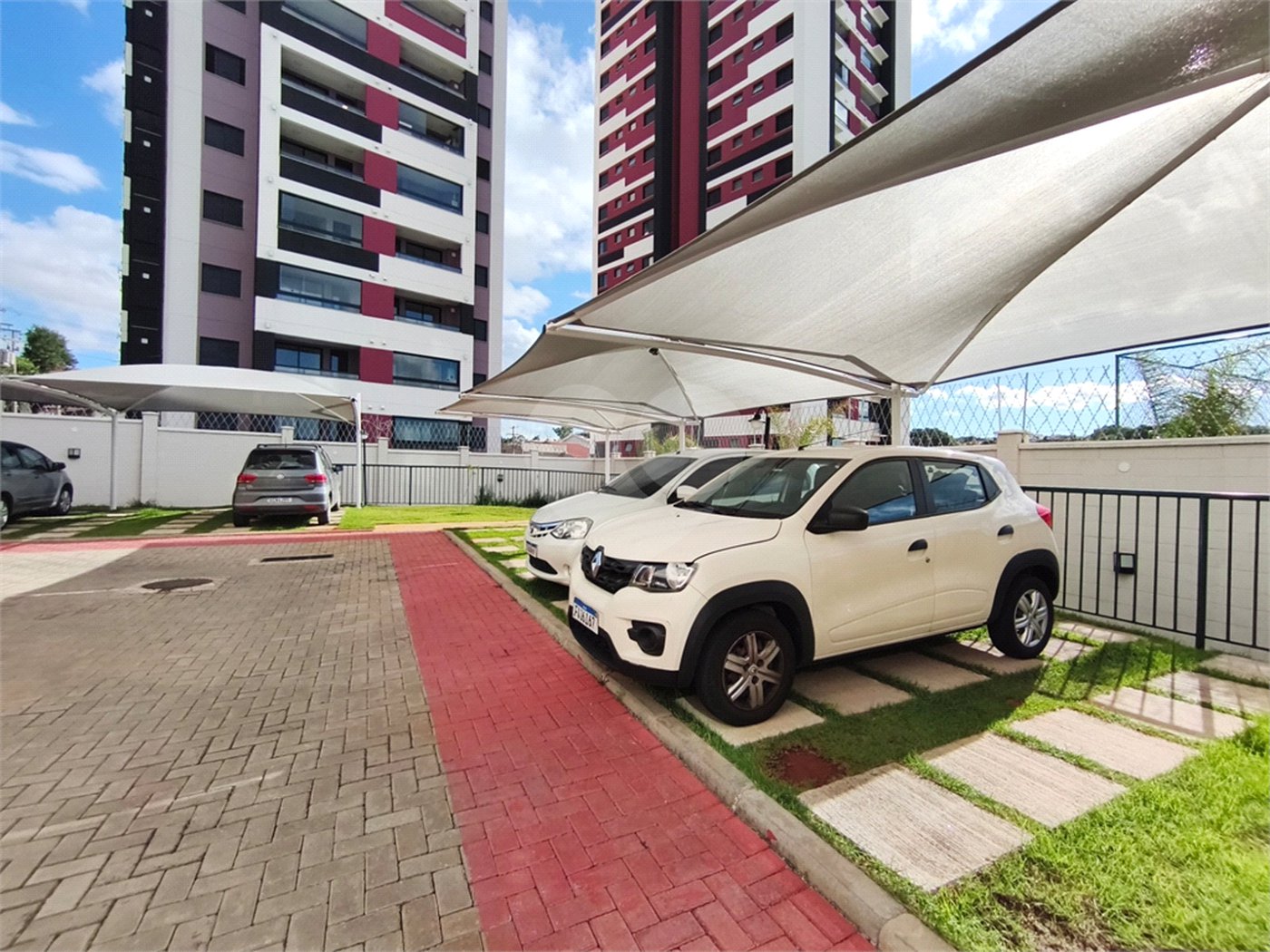Apartamento à venda ou para alugar com 3 quartos, sendo 1 suíte, em Jardim Vera Cruz, Sorocaba, SP