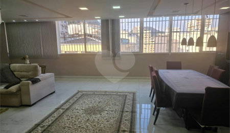 Apartamento à venda com 3 quartos, sendo 1 suíte,  em Copacabana, Rio de Janeiro, RJ