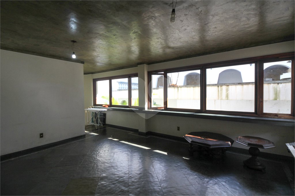Casa à venda com 5 quartos, sendo 3 suítes, em Jardim São Bento, São Paulo, SP