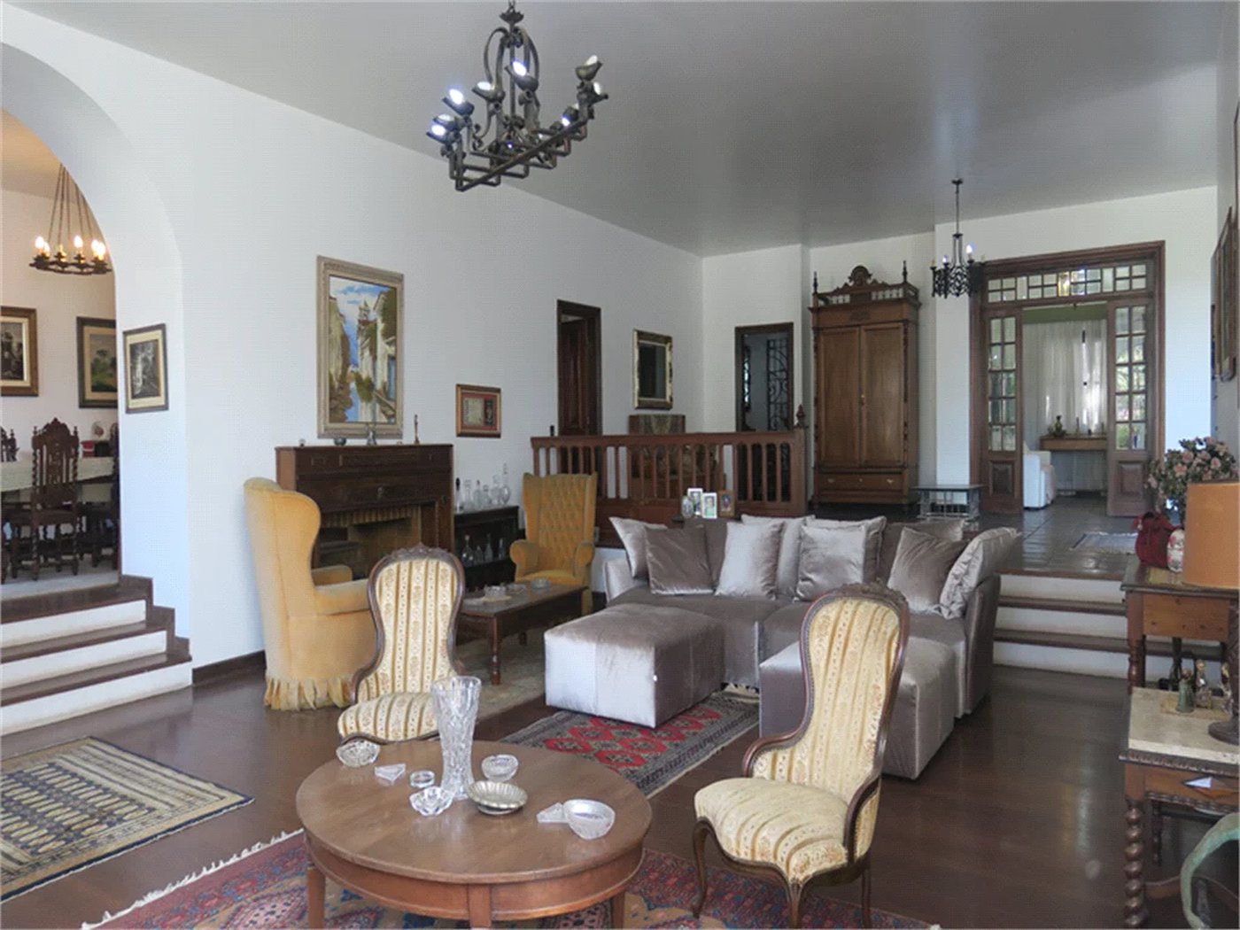 Casa à venda com 5 quartos, sendo 1 suíte, em Jardim Guedala, São Paulo, SP