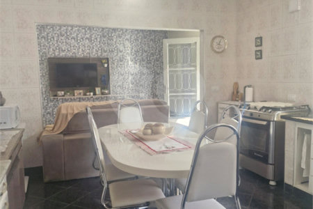 Casa à venda com 4 quartos, sendo 1 suíte, em Jardim Planalto, Salto, SP