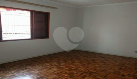Sobrado à venda com 3 quartos, sendo 1 suíte,  em Santana, São Paulo, SP