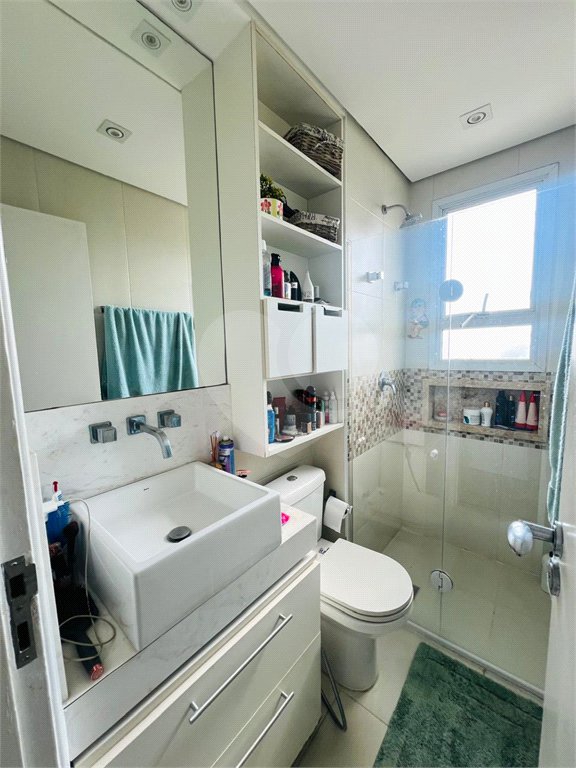Apartamento à venda com 3 quartos, sendo 1 suíte, em Alto da Boa Vista, São Paulo, SP