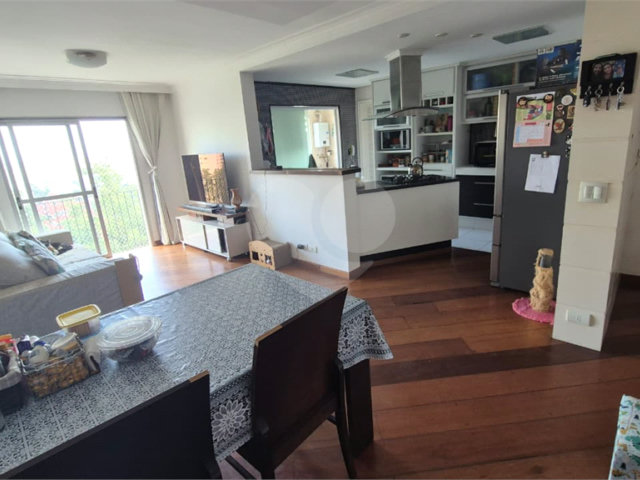 Apartamento à venda com 3 quartos, sendo 1 suíte,  em Jardim Marajoara, São Paulo, SP