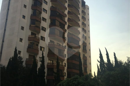 Apartamento à venda com 4 suítes em Vila Suzana, São Paulo, SP