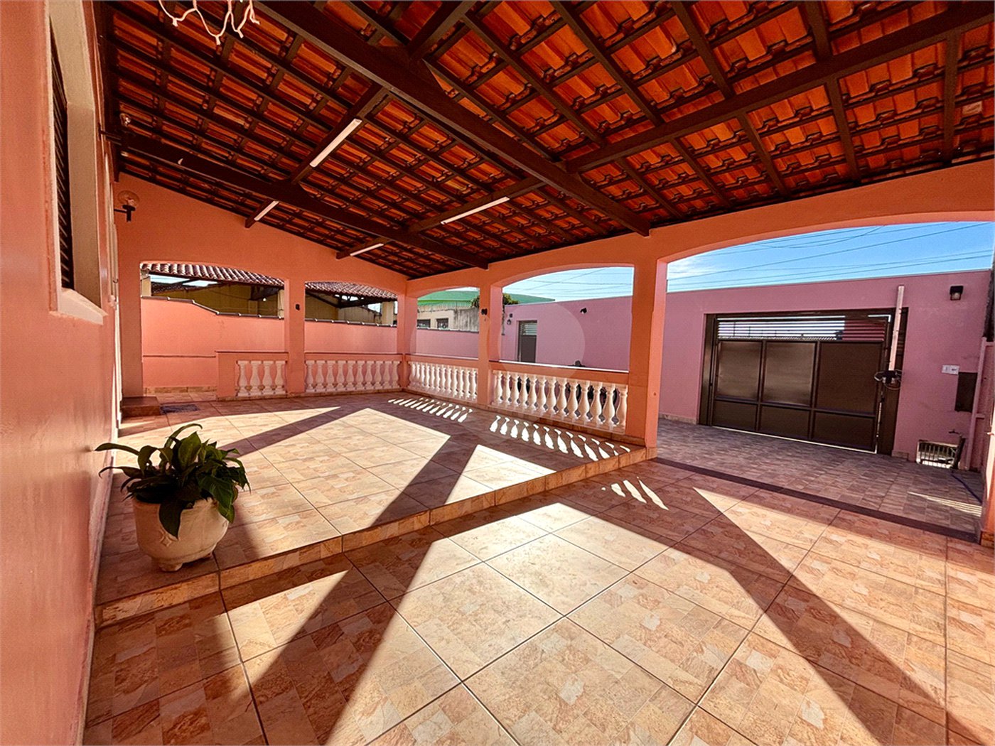 Casa à venda ou para alugar com 3 quartos, sendo 1 suíte, em Jardim Monte Santo, Itapetininga, SP