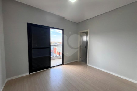 Casa à venda com 3 suítes no condomínio Helena Maria, Sorocaba - SP