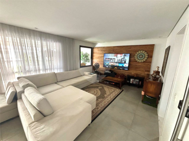Apartamento à venda com 3 suítes em Granja Julieta, São Paulo, SP