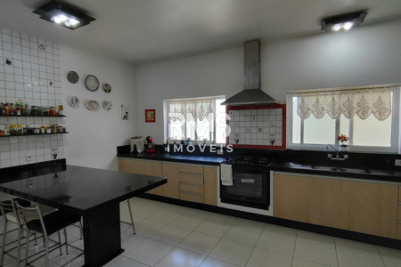 Casa à venda com 4 suítes no condomínio Parque Chapada DE Itu, Itu - SP