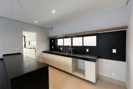 Casa à venda ou para alugar com 4 quartos, sendo 3 suítes, no condomínio Alphaville Nova Esplanada 1, Votorantim - SP
