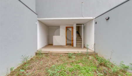 Sobrado à venda com 3 quartos, sendo 1 suíte, em Campo Grande, São Paulo, SP