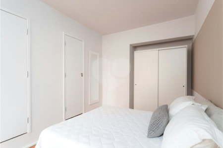 Apartamento à venda com 4 quartos, sendo 2 suítes, em Pinheiros, São Paulo, SP