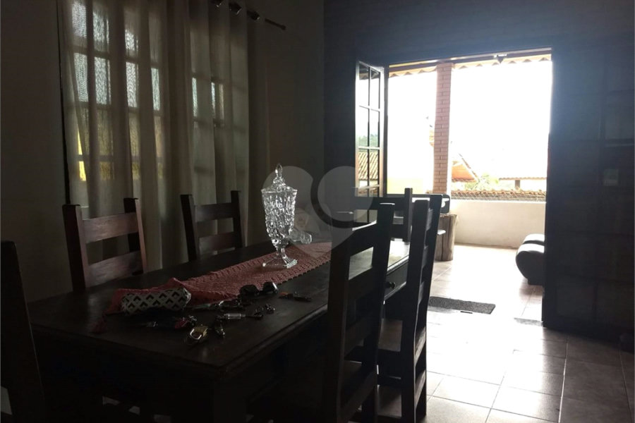 Chácara à venda com 4 quartos, sendo 2 suítes, em Serra da Cantareira, Mairiporã, SP