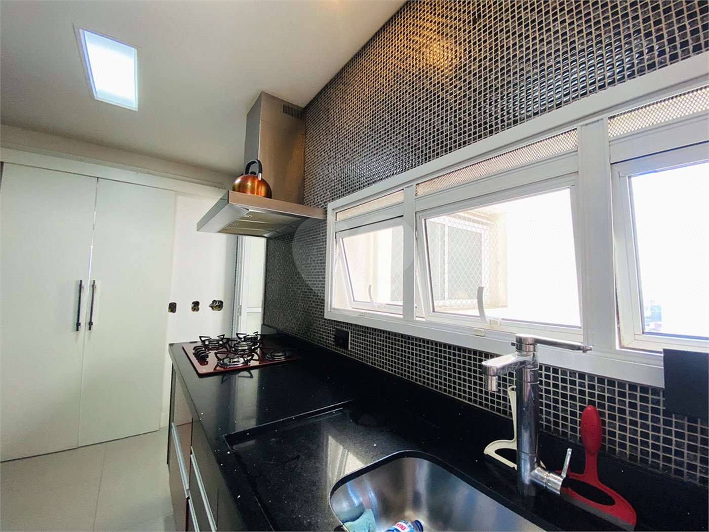 Apartamento à venda com 3 quartos, sendo 1 suíte, no Centro, São Bernardo do Campo, SP