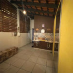 Sobrado à venda com 2 quartos, sendo 1 suíte, em Estância Balneária Hawai, Caraguatatuba, SP
