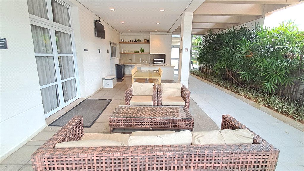 Apartamento à venda ou para alugar com 1 suíte em Vila Cordeiro, São Paulo, SP