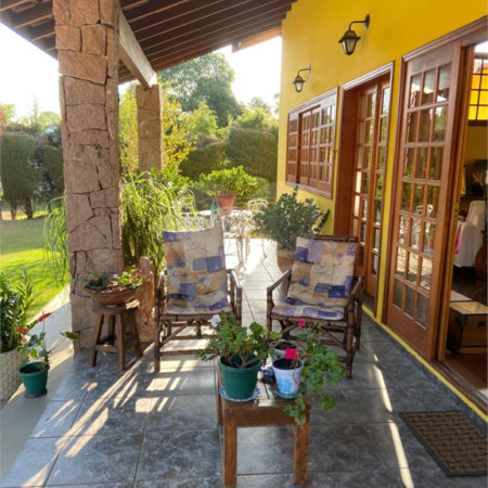 Casa à venda com 4 quartos, sendo 2 suítes, no condomínio Monte Belo, Salto - SP