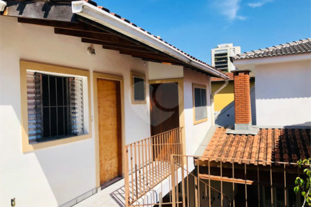 Sobrado à venda com 5 suítes em Vila Cordeiro, São Paulo, SP