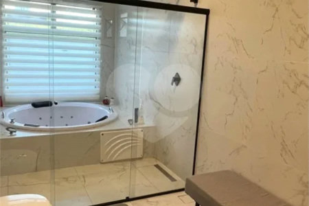 Casa à venda com 3 suítes no condomínio Terra Caxambu, Jundiaí - SP