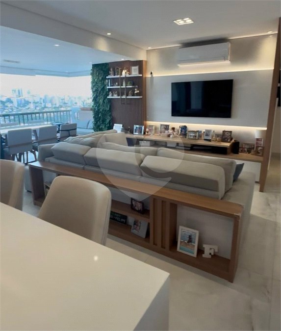 Apartamento à venda com 2 quartos, sendo 1 suíte,  em Santana, São Paulo, SP
