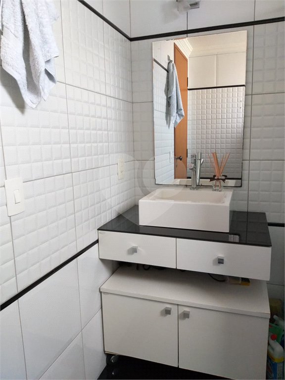 Apartamento à venda com 2 quartos em Vila Erna, São Paulo, SP