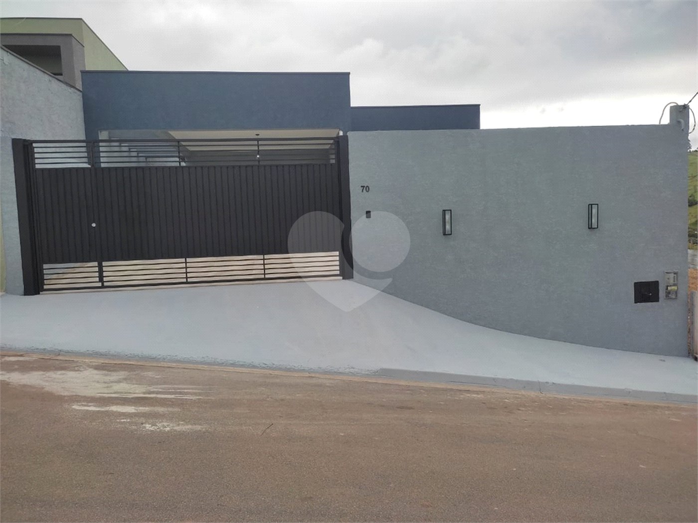Casa à venda com 3 quartos, sendo 1 suíte,  em Loteamento Parque Residencial Serras de Atibaia II, Atibaia, SP
