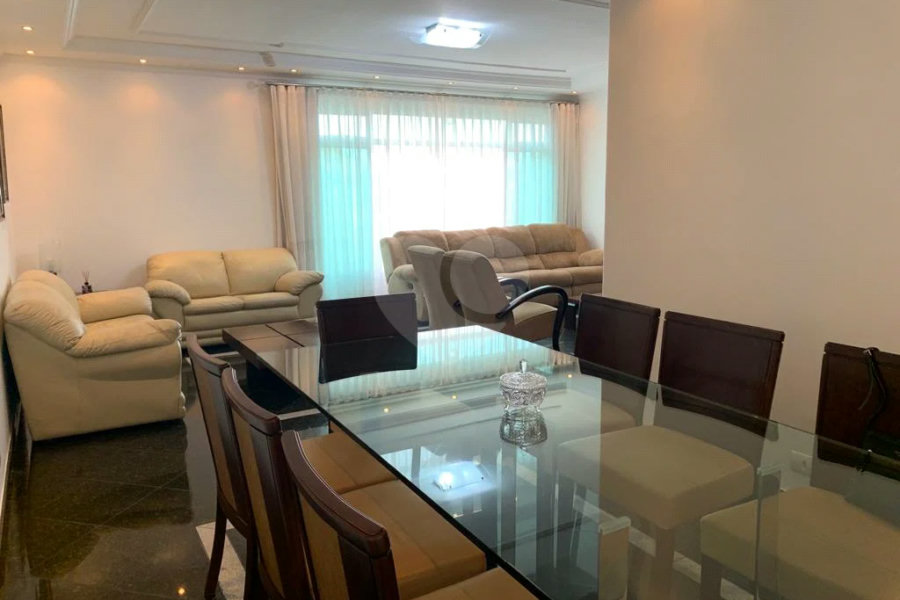 Sobrado à venda com 3 quartos, sendo 2 suítes,  em Tremembé, São Paulo, SP