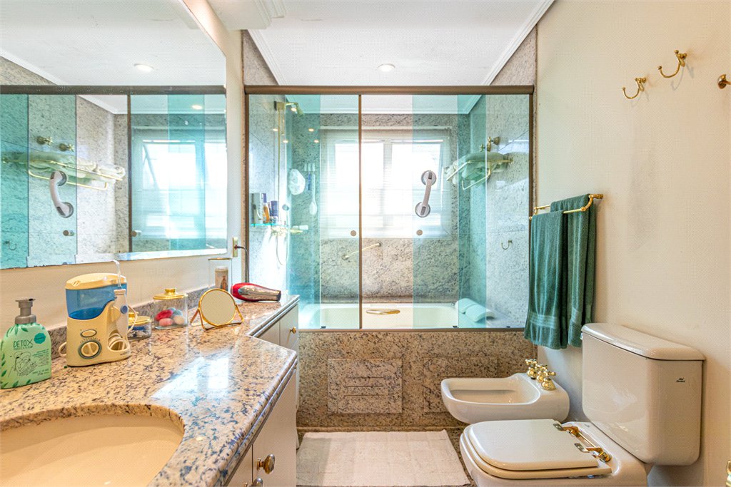 Apartamento à venda com 4 quartos, sendo 2 suítes, em Brooklin, São Paulo, SP