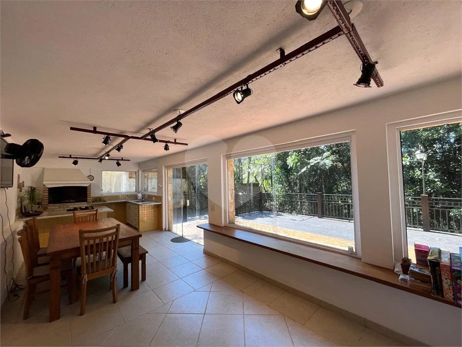 Condomínio à venda com 3 quartos, sendo 1 suíte, em Serra da Cantareira, Mairiporã, SP