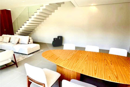 Casa à venda com 4 quartos, sendo 3 suítes, no condomínio Residencial Tivoli Park, Sorocaba - SP