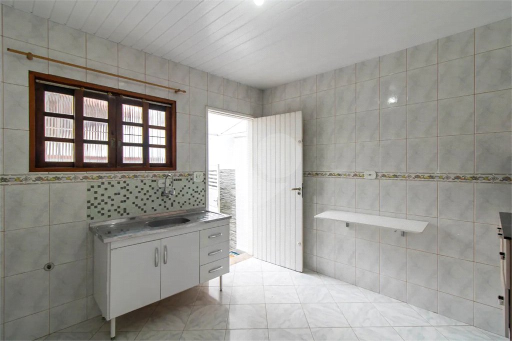 Casa à venda com 3 quartos, sendo 1 suíte, em Parque Santo Antônio, Guarulhos, SP