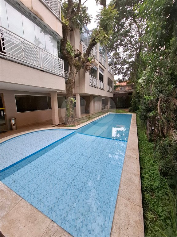 Apartamento para alugar com 2 quartos, sendo 1 suíte, em Alto da Boa Vista, São Paulo, SP