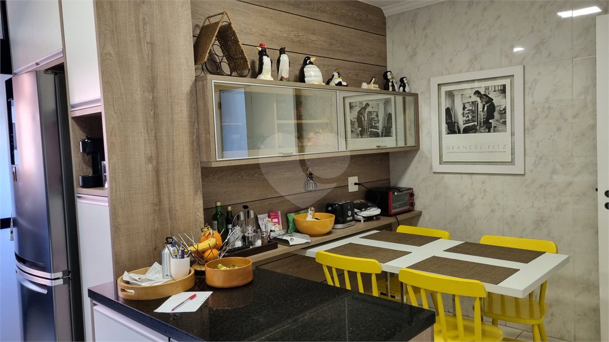 Apartamento à venda com 3 quartos, sendo 1 suíte,  em Brooklin Paulista, São Paulo, SP