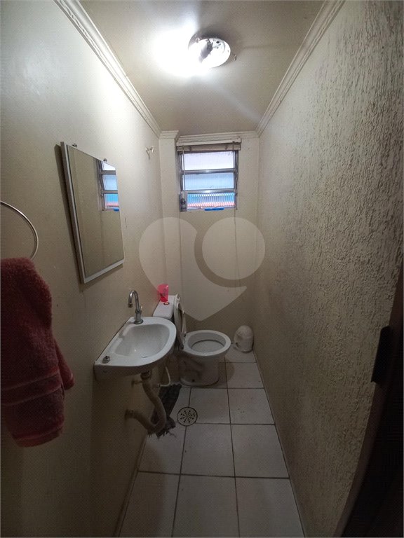Sobrado à venda com 3 quartos, sendo 1 suíte, em Jardim Helga, São Paulo, SP