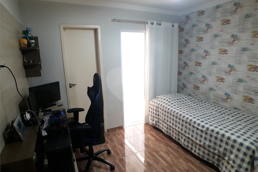 Sobrado à venda com 3 suítes em Vila Medeiros, São Paulo, SP