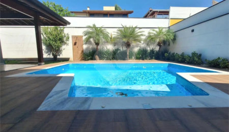 Sobrado à venda com 3 suítes em Condomínio Residencial Terras do Caribe, Valinhos, SP