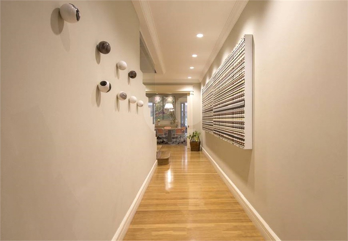Casa à venda com 5 suítes no condomínio Pignatari, São Paulo - SP